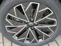 Neu Skoda Scala Tour 95 PS (69 kW) 2025 Grau (graphitegrau metallic) Kleinwagen