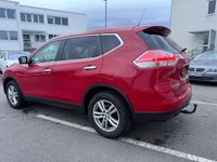 Gebraucht Nissan X-Trail Acenta 131 PS (96 kW) 2015 Rot SUV