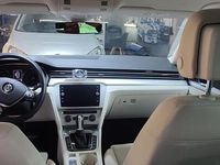 Gebraucht VW Passat 150 PS (110 kW) 2018 Silber Kombi