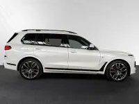 Gebraucht BMW X7 M Sport 381 PS (280 kW) 2025 Mineralweiss metallic SUV