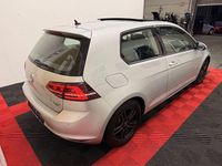 Second-hand VW Golf VII 150 CP (110 kW) 2016 Argintiu Berlinǎ