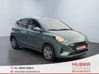Neu Hyundai i10 79 PS (58 kW) 2025 Mangroove green Kleinwagen