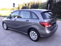 Gebraucht Mercedes B180 109 PS (80 kW) 2017 Grau Van / Kleinbus