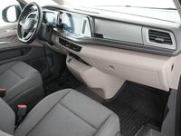 Second-hand VW Multivan Basis 150 CP (110 kW) 2025 Negru Monovolum