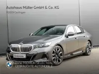 Gebraucht BMW i5 M Sport 250 kW (340 PS) 2023 Frozen deep grey ii metallic Limousine