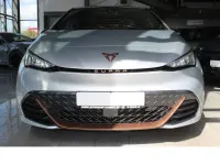 Gebraucht Cupra Born e-Boost 169 kW (231 PS) 2023 Geysirsilber Kleinwagen