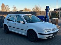 Gebraucht VW Golf IV 75 PS (55 kW) 2000 Weiß Kleinwagen