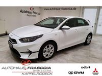Używany Kia Ceed Vision 140 KM (102 kW) 2025 Biały Hatchback