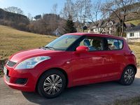 Gebraucht Suzuki Swift 94 PS (69 kW) 2013 Rot Kleinwagen