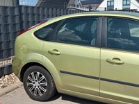 Second-hand Ford Focus 110 CP (80 kW) 2007 Verde Hatchback