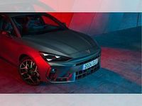 Gebraucht Cupra Leon VZ 272 PS (200 kW) 2024 Blau (fjord blau) Limousine