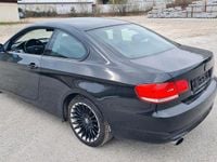 Second-hand BMW 320 170 CP (125 kW) 2009 Negru Coupe