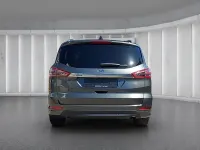Gebraucht Ford S-MAX Titanium 150 PS (110 kW) 2022 Grau Van / Kleinbus
