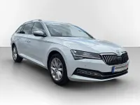 Gebraucht Skoda Superb Style 200 PS (147 kW) 2023 Moonweiss metallic Kombi