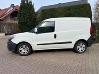 Gebraucht Fiat Doblò 90 PS (66 kW) 2015 Weiß Van / Kleinbus