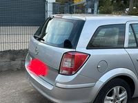 Gebraucht Opel Astra 115 PS (84 kW) 2009 Silber Kombi