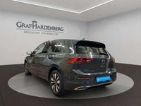 Gebraucht VW Golf VIII Move 110 PS (80 kW) 2024 Grau Limousine