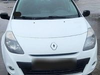 Gebraucht Renault Clio GrandTour Authentique 75 PS (55 kW) 2010 Weiß Kombi