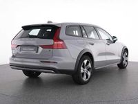 Gebraucht Volvo V60 CC 145 PS (106 kW) 2023 Kombi
