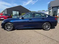 Gebraucht BMW 318 156 PS (114 kW) 2023 Blau Limousine