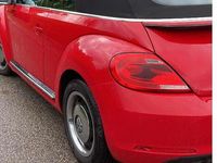 Gebraucht VW Beetle Cabriolet Design 140 PS (102 kW) 2014 Rot Cabrio