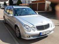 Usado Mercedes E220 150 CV (110 kW) 2006 Plateado Familiar