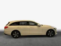 Gebraucht Mercedes C300e Avantgarde 204 PS (150 kW) 2025 Weiß Kombi