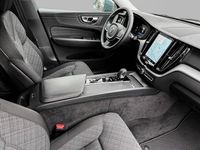 Gebraucht Volvo XC60 Core 197 PS (144 kW) 2024 Grau SUV