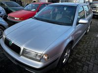 Gebraucht Skoda Octavia 101 PS (74 kW) 2000 Silber Kombi