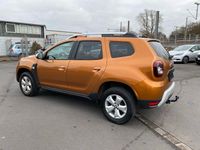 Gebraucht Dacia Duster Comfort 114 PS (83 kW) 2018 Orange SUV