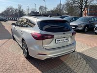 Gebraucht Ford Focus ST-Line X 155 PS (114 kW) 2024 Silber Kombi