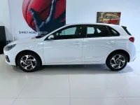 Neu Hyundai i30 GO! 99 PS (72 kW) 2025 Atlas white Limousine