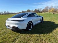 Gebraucht Porsche Taycan Performance Package 300 kW (408 PS) 2022 Weiß Limousine
