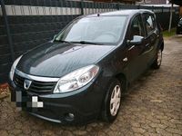 Gebraucht Dacia Sandero 75 PS (55 kW) 2012 Andere farben Kleinwagen