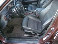 Gebraucht BMW 318 Advantage 129 PS (94 kW) 2006 Rot metallic Kombi