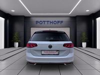 Gebraucht VW Passat Elegance 150 PS (110 kW) 2023 Weiss Kombi