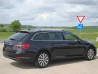 Gebraucht Skoda Superb Style 150 PS (110 kW) 2024 Schwarz Limousine