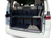 Second-hand VW Multivan Edition 150 CP (110 kW) 2024 Alb Monovolum
