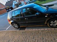 Gebraucht VW Golf IV 75 PS (55 kW) 2002 Schwarz Kleinwagen