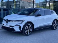 Używany Renault Megane E-Tech Techno 160 kW (218 KM) 2022 Biały Sedan/Limuzyna