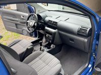 Second-hand VW Fox 74 CP (54 kW) 2005 Albastru Hatchback