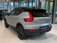 Neu Volvo XC40 Plus 163 PS (119 kW) 2025 Grau SUV
