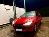 Gebraucht Peugeot 206 75 PS (55 kW) 2001 Rot Kleinwagen