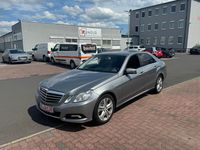 Gebraucht Mercedes E250 Avantgarde 204 PS (150 kW) 2010 Silber Limousine