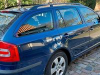Gebraucht Skoda Octavia 102 PS (75 kW) 2008 Blau Kombi