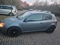 Gebraucht VW Golf V 102 PS (75 kW) 2006 Grau Kleinwagen