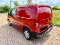 Gebraucht Opel Combo 76 PS (55 kW) 2020 Rot Van / Kleinbus