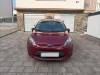 Gebraucht Ford Fiesta 82 PS (60 kW) 2011 Rot Kleinwagen