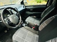 Gebraucht Peugeot 108 Allure 69 PS (50 kW) 2018 Schwarz Kleinwagen