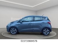 Gebraucht Hyundai i10 Edition 67 PS (49 kW) 2015 Grau Kleinwagen
